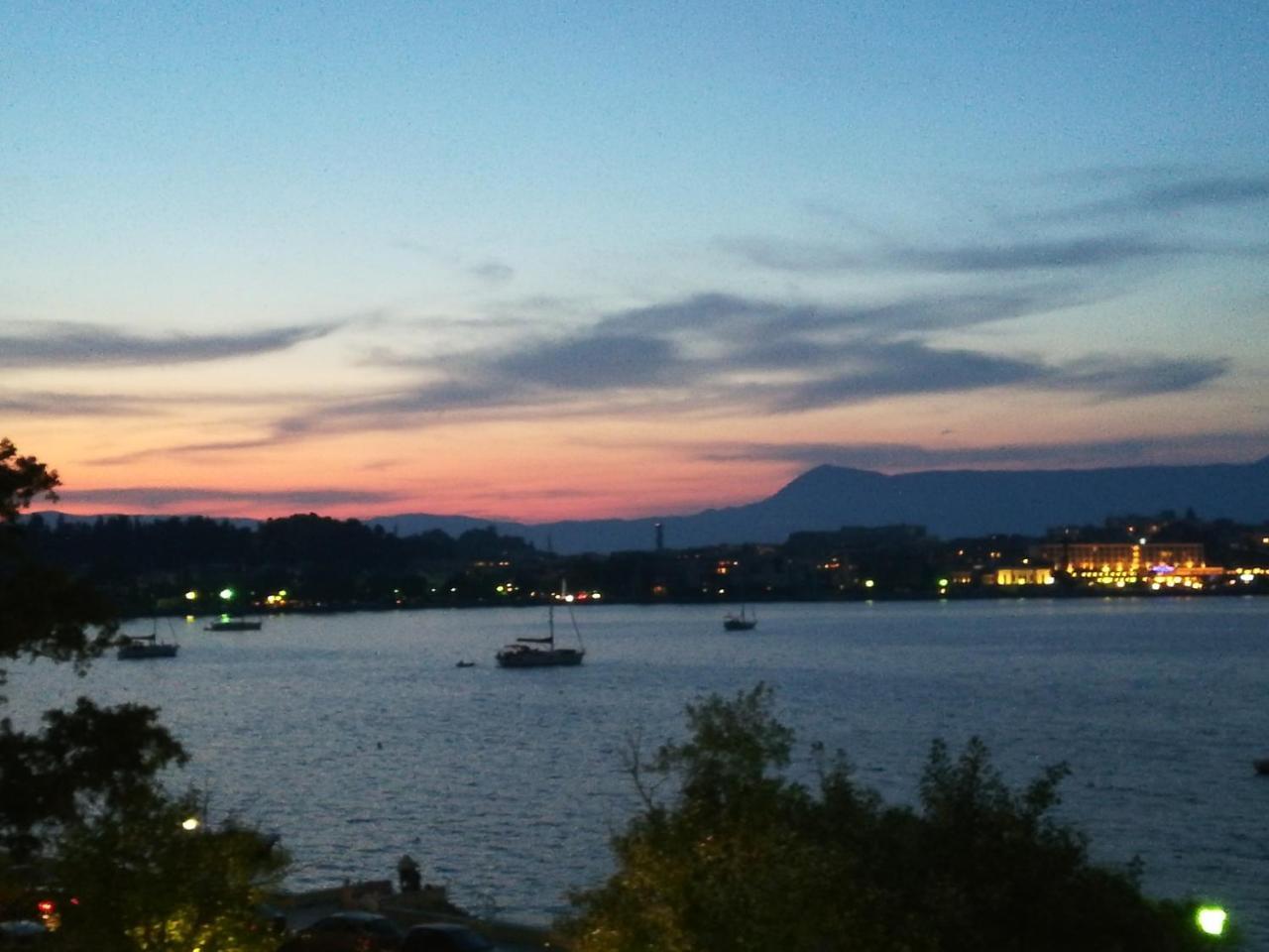 Garitsa Bay Apartment Corfu  Εξωτερικό φωτογραφία